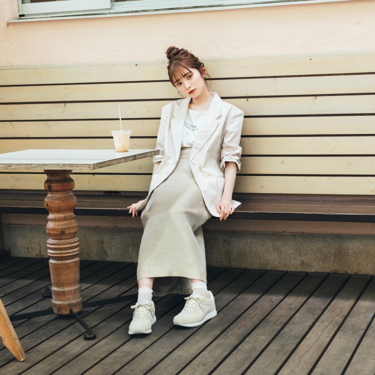 橋下美好の春スニーカーコーデ アシックス Abc Mart 公式通販