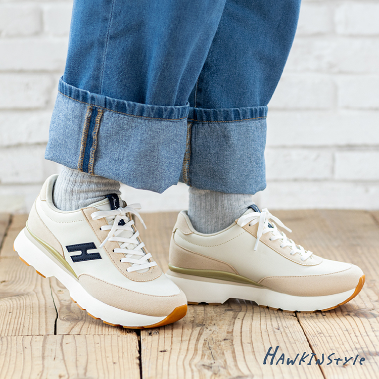 HAWKINS �z�[�L���X �X�^�C��