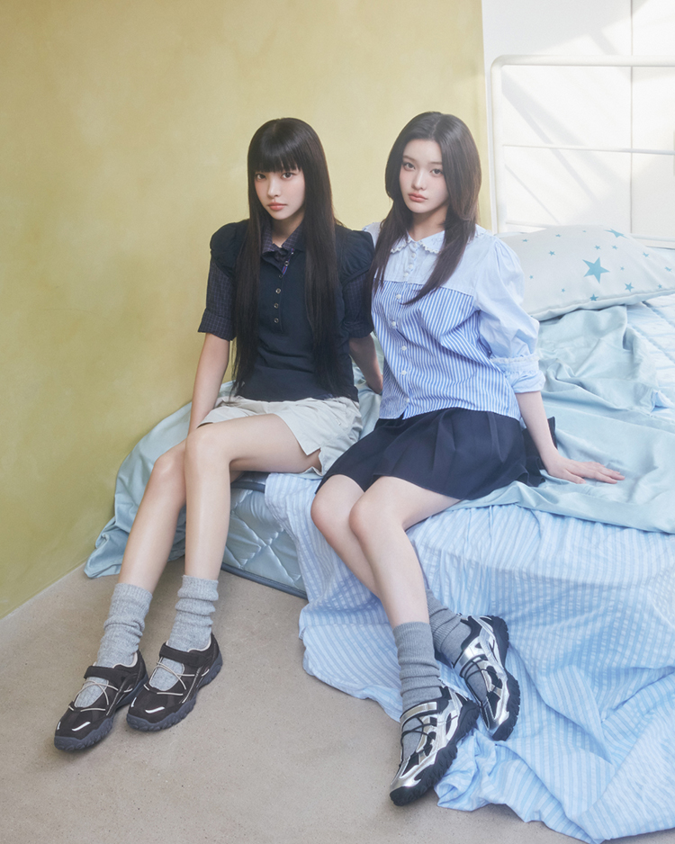 ILLIT YUNAH & IROHA���p ECHAPPE VC v2�b�t�B��